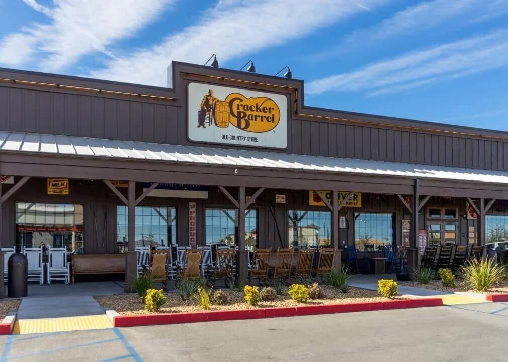 cracker barrel bloomington il