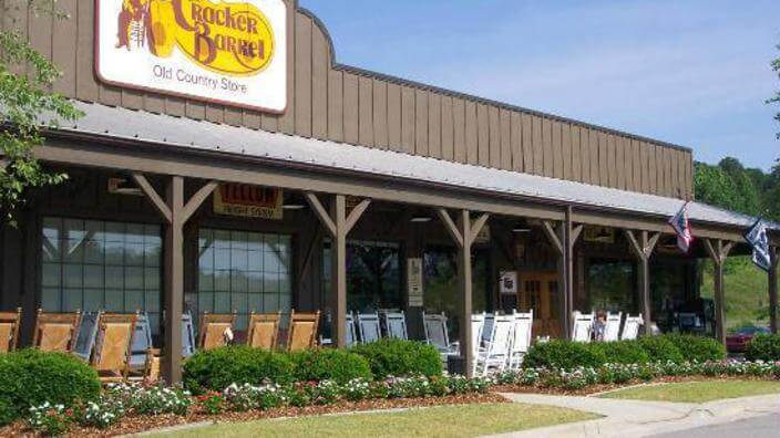 cracker barrel hartselle al