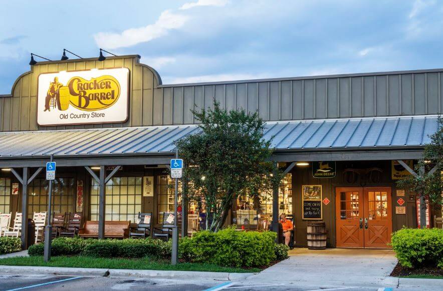 cracker barrel saraland al