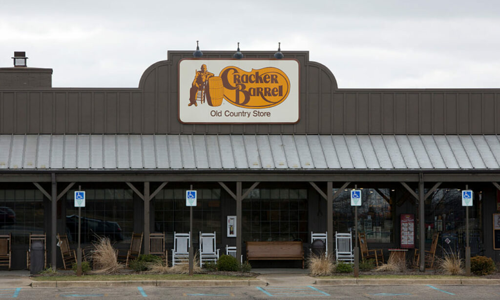 cracker barrel delware